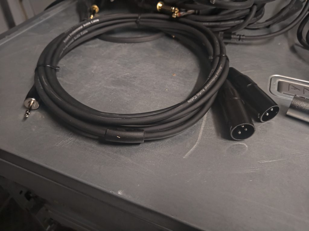 XLR - 3.5 mm jack plug